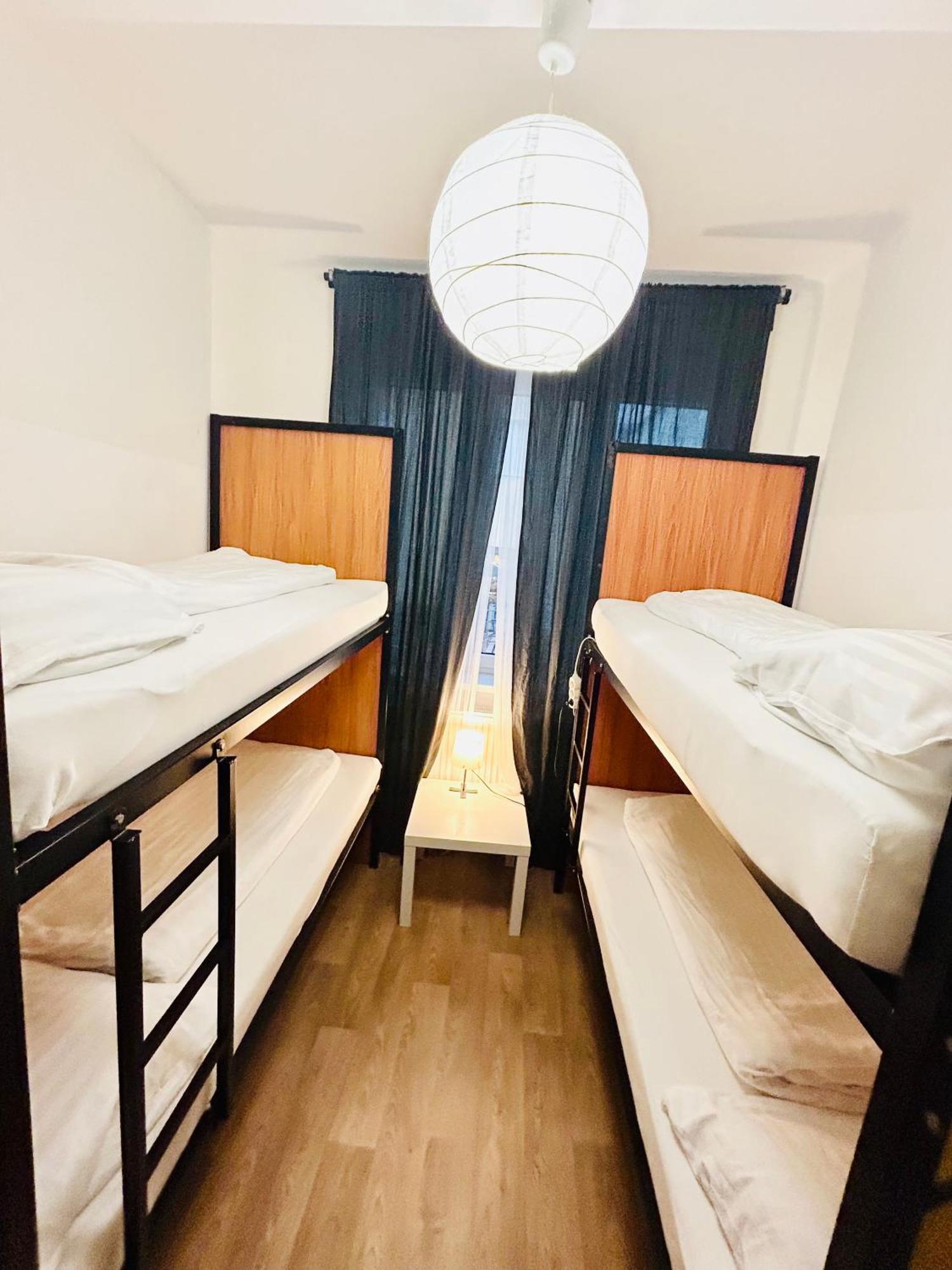 Happy Hostel In Centrum 布拉格 外观 照片
